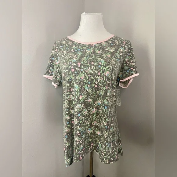 LuLaRoe Classic T Shirt NWT Gray with Multicolor Floral Pattern Short Sleeve - Picture 7 of 7